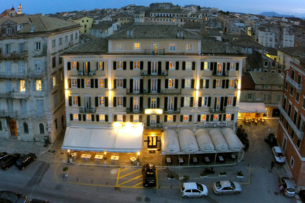 Konstantinoupolis hotel external view